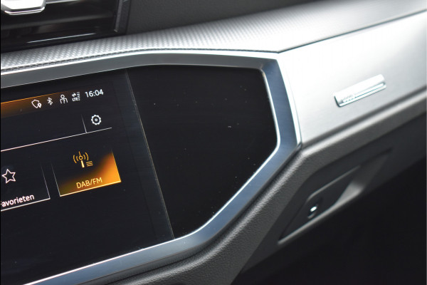 Audi Q3 45 TFSI e S-Line 245 Pk SOH 94% Rood Stiksel Leder Matrix Navi Keyless Sonos Camera ACC 20 Inch