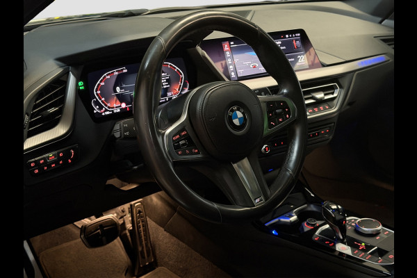 BMW 1-serie 118i Executive M-Sport |Pano|Harman-Kardon|HUD|Camera|M-Stoelen|NAP