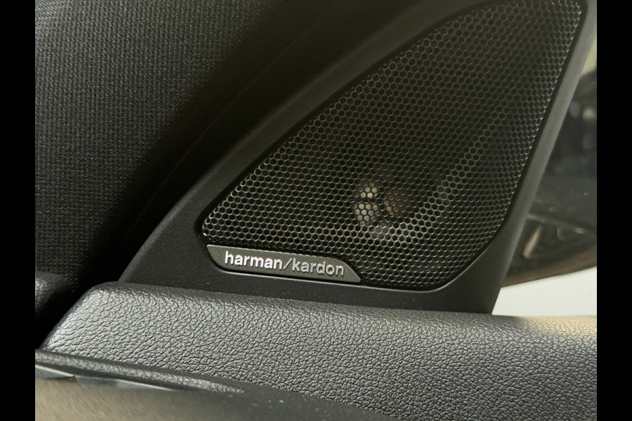 BMW 1-serie 118i Executive M-Sport |Pano|Harman-Kardon|HUD|Camera|M-Stoelen|NAP
