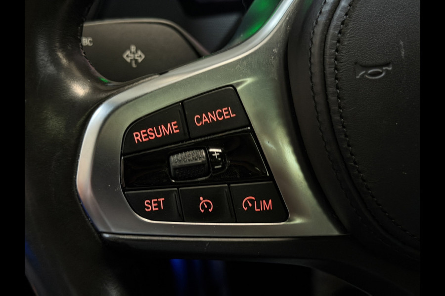 BMW 1-serie 118i Executive M-Sport |Pano|Harman-Kardon|HUD|Camera|M-Stoelen|NAP