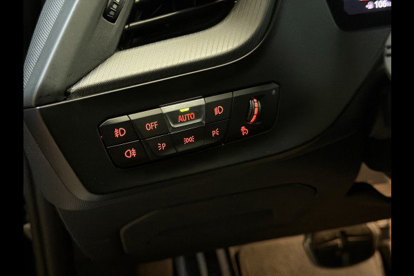BMW 1-serie 118i Executive M-Sport |Pano|Harman-Kardon|HUD|Camera|M-Stoelen|NAP