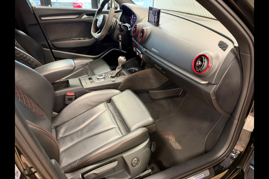 Audi RS 3 SPORTBACK A3 2.5 TFSI 400 PK quattro PANO NAVI CAM ACC CLIMATE CRUISE CarPlay