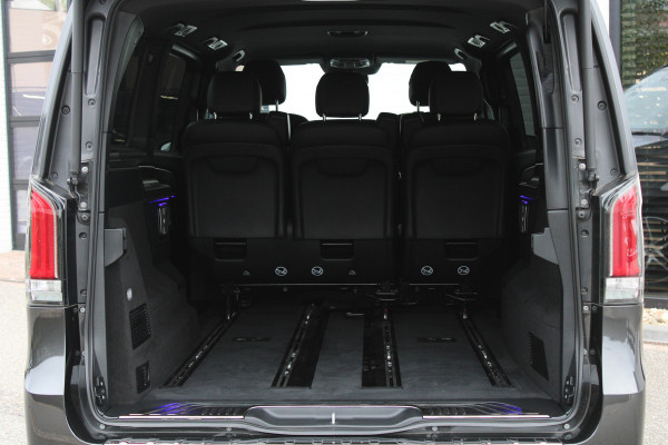 Mercedes-Benz V-Klasse 300d / XXL / AMG / DC / 4-Matic / Luchtvering / Elec Stoel / Burmester / NIEUWSTAAT