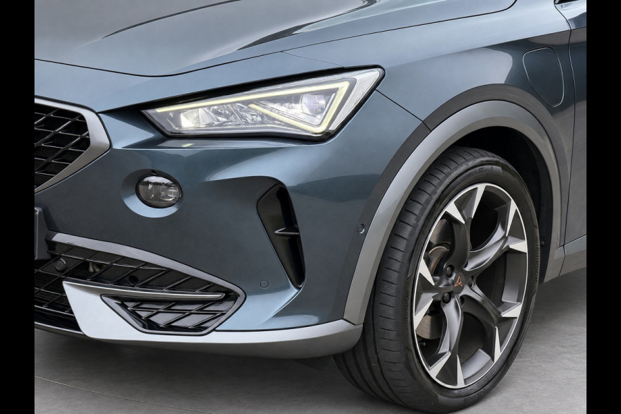 CUPRA Formentor 1.4 e-Hybrid Performance, panoramadak, 360 camera, memory, lederen schaal stoelen, 19 inch,VOL OPTIES