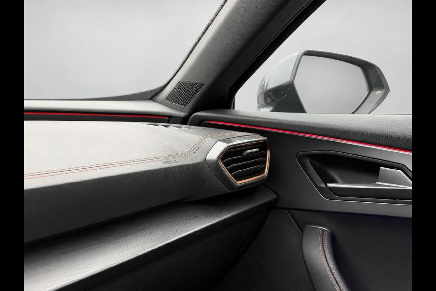 CUPRA Formentor 1.4 e-Hybrid Performance, panoramadak, 360 camera, memory, lederen schaal stoelen, 19 inch,VOL OPTIES