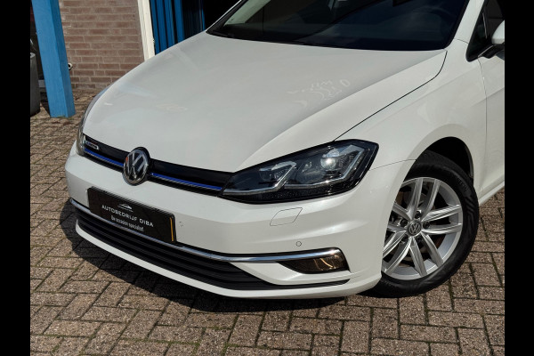 Volkswagen Golf 1.5 TSI Comfortline Business AUT CARPLAY NAP