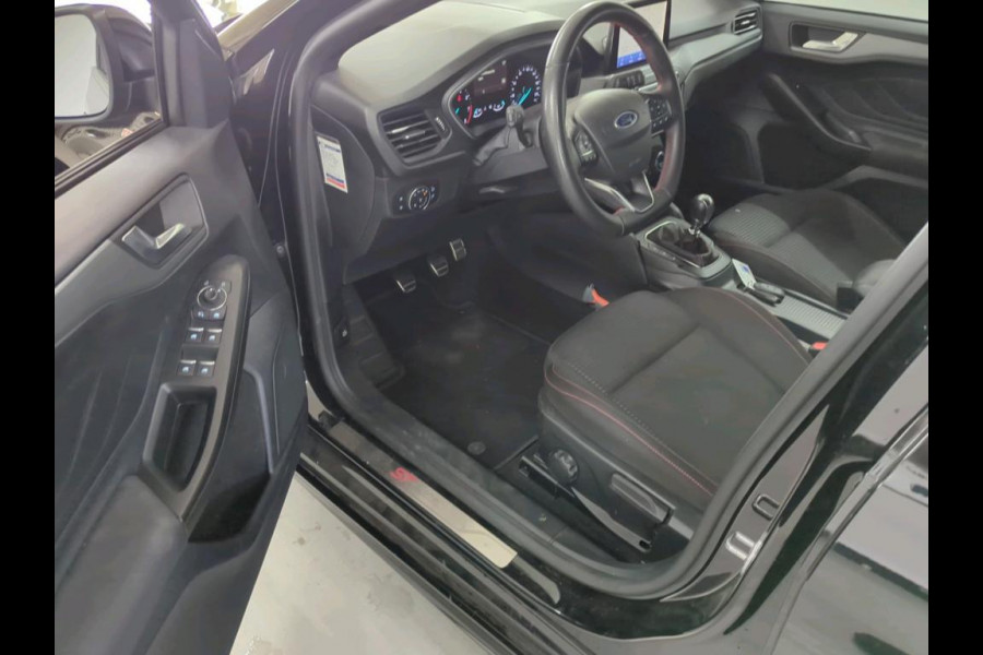 Ford Focus 1.0 EcoBoost Hybrid ST Line Style NL-AUTO | WINTER PAKKET | PARKEERPAKKET