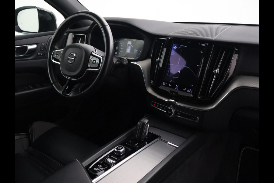 Volvo XC60 2.0 T6 RECHARGE 340 PK R-DESIGN + 21 INCH | TREKHAAK | PANORAMA | ADAPTIVE CRUISE | HK | CAMERA