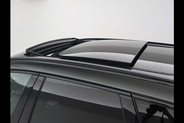 Volvo XC60 2.0 T6 RECHARGE 340 PK R-DESIGN + 21 INCH | TREKHAAK | PANORAMA | ADAPTIVE CRUISE | HK | CAMERA