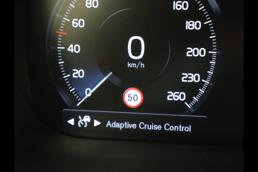 Volvo XC60 2.0 T6 RECHARGE 340 PK R-DESIGN + 21 INCH | TREKHAAK | PANORAMA | ADAPTIVE CRUISE | HK | CAMERA