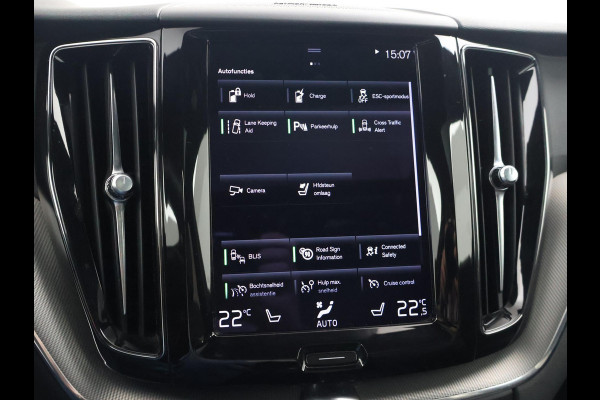 Volvo XC60 2.0 T6 RECHARGE 340 PK R-DESIGN + 21 INCH | TREKHAAK | PANORAMA | ADAPTIVE CRUISE | HK | CAMERA