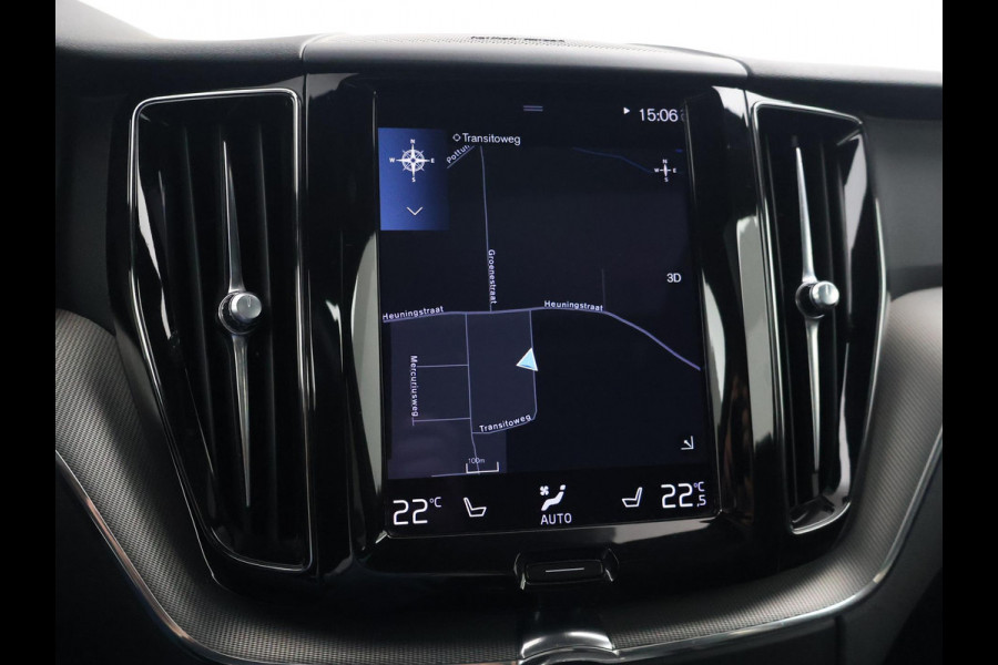 Volvo XC60 2.0 T6 RECHARGE 340 PK R-DESIGN + 21 INCH | TREKHAAK | PANORAMA | ADAPTIVE CRUISE | HK | CAMERA