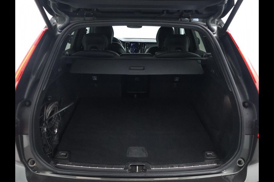 Volvo XC60 2.0 T6 RECHARGE 340 PK R-DESIGN + 21 INCH | TREKHAAK | PANORAMA | ADAPTIVE CRUISE | HK | CAMERA