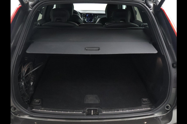 Volvo XC60 2.0 T6 RECHARGE 340 PK R-DESIGN + 21 INCH | TREKHAAK | PANORAMA | ADAPTIVE CRUISE | HK | CAMERA