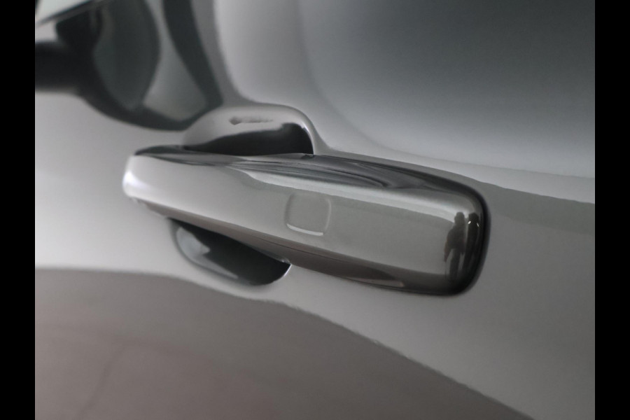 Volvo XC60 2.0 T6 RECHARGE 340 PK R-DESIGN + 21 INCH | TREKHAAK | PANORAMA | ADAPTIVE CRUISE | HK | CAMERA