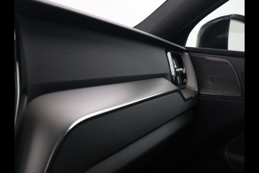 Volvo XC60 2.0 T6 RECHARGE 340 PK R-DESIGN + 21 INCH | TREKHAAK | PANORAMA | ADAPTIVE CRUISE | HK | CAMERA
