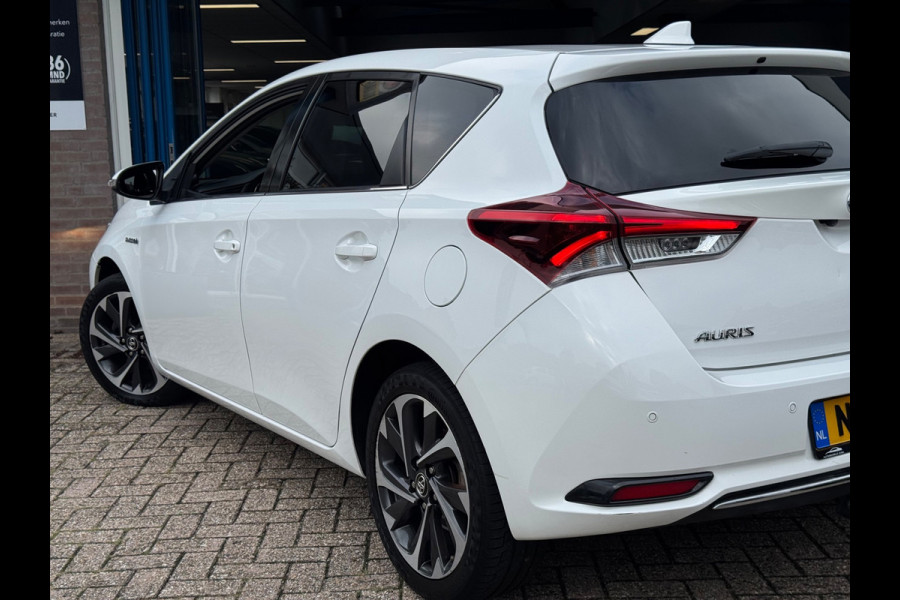 Toyota Auris Touring Sports 1.8 Hybrid Active AUT NAVI NAP!