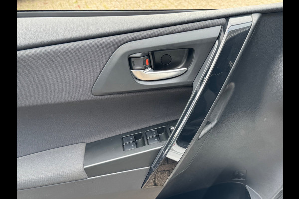 Toyota Auris Touring Sports 1.8 Hybrid Active AUT NAVI NAP!