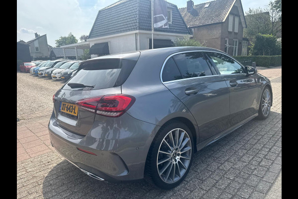 Mercedes-Benz A-Klasse 200 Premium AMG Pakket Panoramadak !