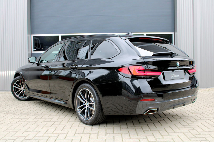 BMW 5 Serie Touring 530e High Executive | Pano | M Sport | Hifi | Mirror Pack | 20 inch