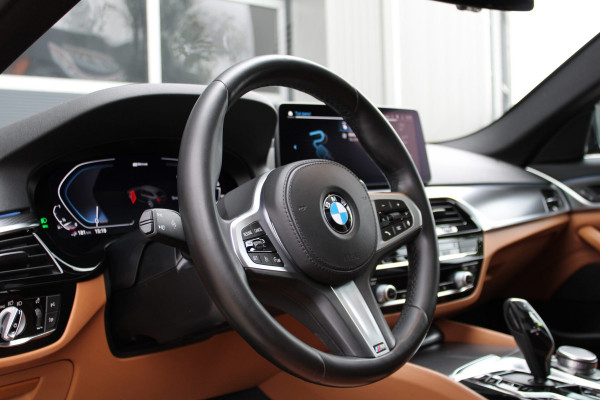 BMW 5 Serie Touring 530e High Executive | Pano | M Sport | Hifi | Mirror Pack | 20 inch