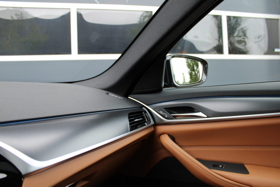 BMW 5 Serie Touring 530e High Executive | Pano | M Sport | Hifi | Mirror Pack | 20 inch