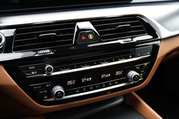 BMW 5 Serie Touring 530e High Executive | Pano | M Sport | Hifi | Mirror Pack | 20 inch