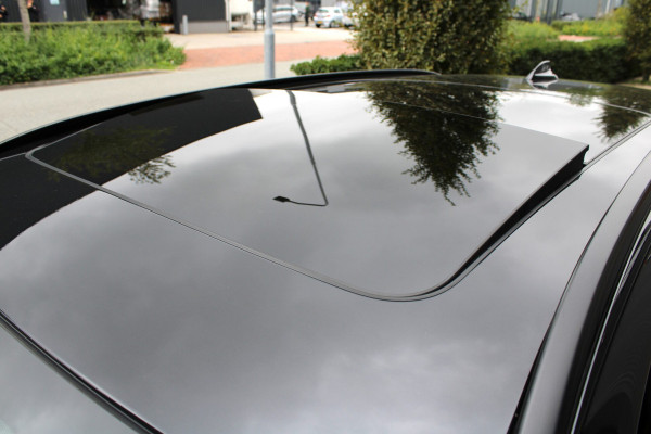 BMW 5 Serie Touring 530e High Executive | Pano | M Sport | Hifi | Mirror Pack | 20 inch