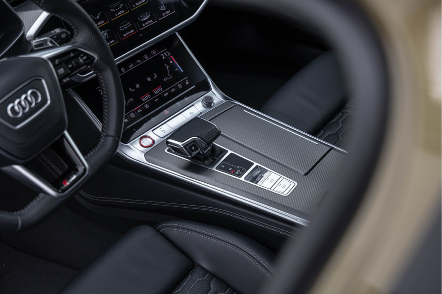 Audi RS6 Avant 4.0 TFSI 600pk Quattro Pano Keramisch Dynamic + Nachtzicht B&O Advanced