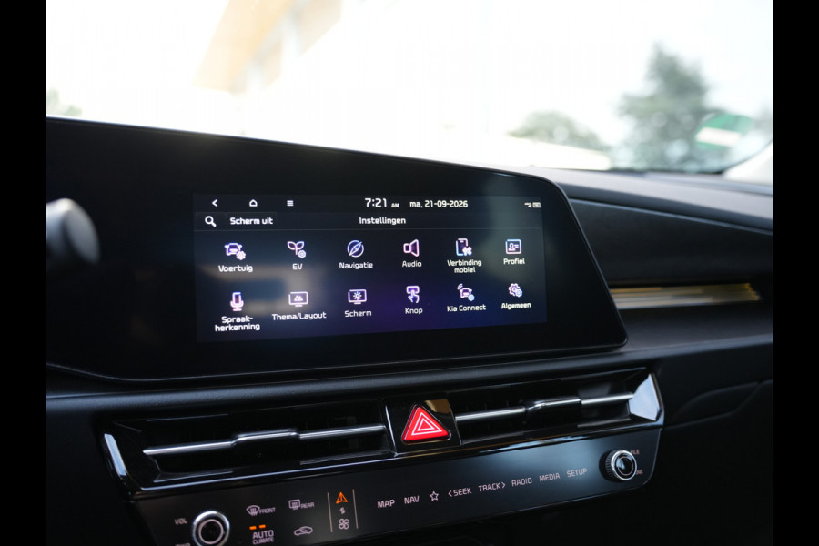 Kia Niro EV DynamicLine 64.8 kWh SOH 100% | Cruise control adaptief met stop&go en stuurhulp | Achteruitrijcamera |