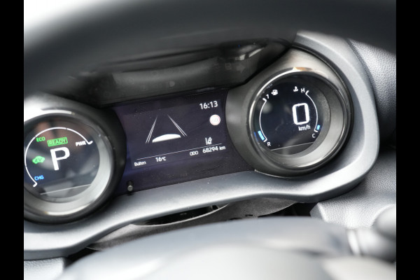 Toyota Yaris 1.5 Hybrid Executive | Head-up display | Draadloze telefoonlader | Voorstoelen verwarmd |