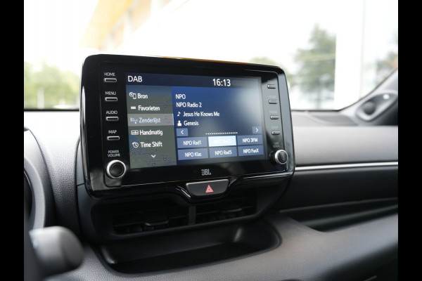 Toyota Yaris 1.5 Hybrid Executive | Head-up display | Draadloze telefoonlader | Voorstoelen verwarmd |