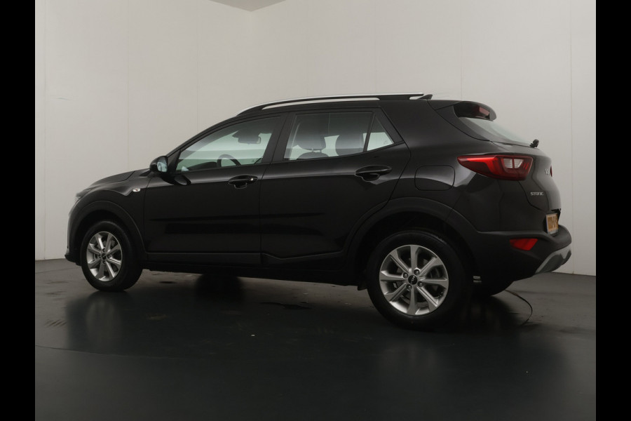 Kia Stonic 1.0 T-GDi MHEV DynamicLine - Apple Carplay/ Android Auto - Cruise Control - Airco - Achteruitrijcamera - Fabrieksgarantie tot 04-2032