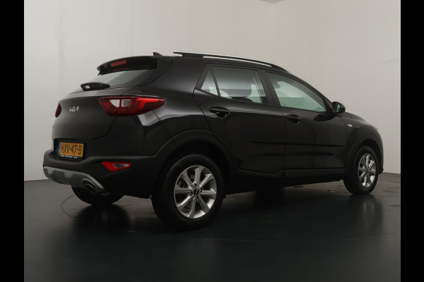 Kia Stonic 1.0 T-GDi MHEV DynamicLine - Apple Carplay/ Android Auto - Cruise Control - Airco - Achteruitrijcamera - Fabrieksgarantie tot 04-2032