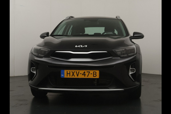 Kia Stonic 1.0 T-GDi MHEV DynamicLine - Apple Carplay/ Android Auto - Cruise Control - Airco - Achteruitrijcamera - Fabrieksgarantie tot 04-2032