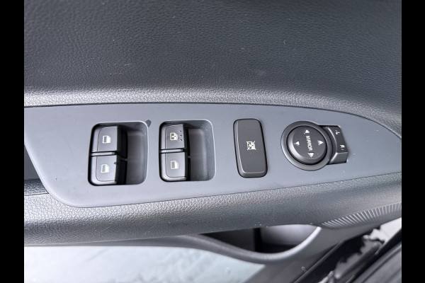 Kia Stonic 1.0 T-GDi MHEV DynamicLine - Apple Carplay/ Android Auto - Cruise Control - Airco - Achteruitrijcamera - Fabrieksgarantie tot 04-2032