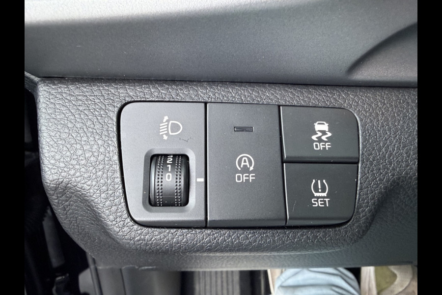 Kia Stonic 1.0 T-GDi MHEV DynamicLine - Apple Carplay/ Android Auto - Cruise Control - Airco - Achteruitrijcamera - Fabrieksgarantie tot 04-2032
