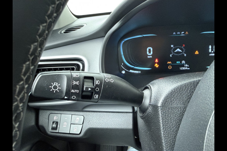 Kia Stonic 1.0 T-GDi MHEV DynamicLine - Apple Carplay/ Android Auto - Cruise Control - Airco - Achteruitrijcamera - Fabrieksgarantie tot 04-2032
