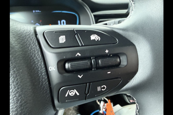 Kia Stonic 1.0 T-GDi MHEV DynamicLine - Apple Carplay/ Android Auto - Cruise Control - Airco - Achteruitrijcamera - Fabrieksgarantie tot 04-2032