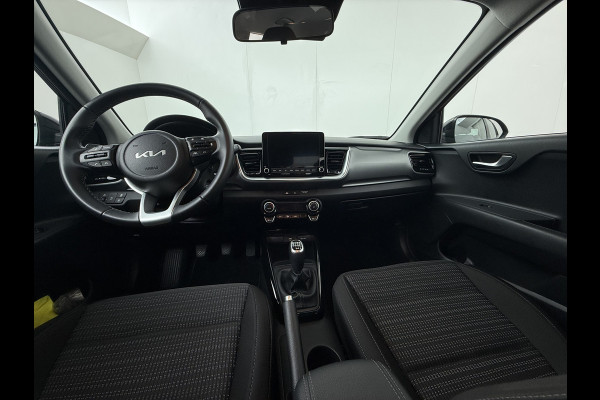 Kia Stonic 1.0 T-GDi MHEV DynamicLine - Apple Carplay/ Android Auto - Cruise Control - Airco - Achteruitrijcamera - Fabrieksgarantie tot 04-2032