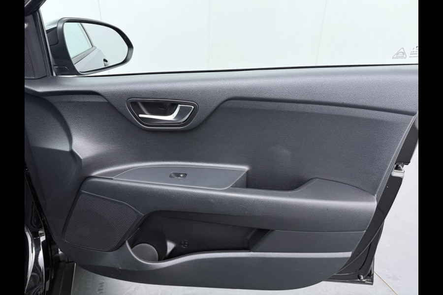 Kia Stonic 1.0 T-GDi MHEV DynamicLine - Apple Carplay/ Android Auto - Cruise Control - Airco - Achteruitrijcamera - Fabrieksgarantie tot 04-2032