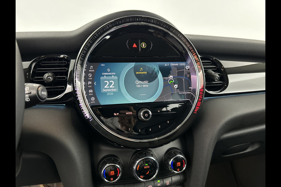 MINI Cooper 1.5 Aut. Camden Digi.Dashboard/Lederen/Sportstoelen/Camera/