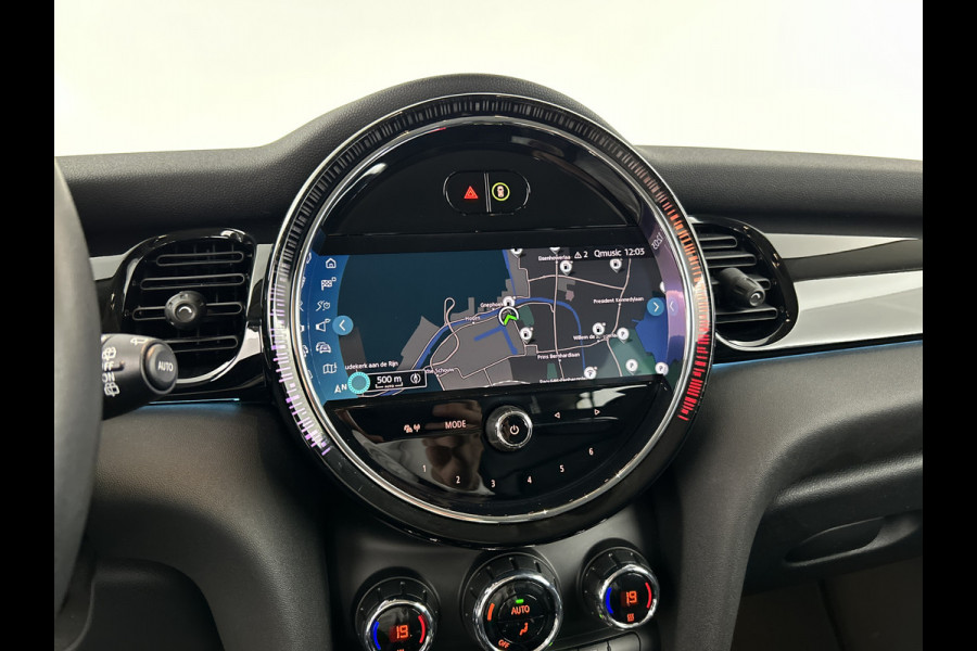 MINI Cooper 1.5 Aut. Camden Digi.Dashboard/Lederen/Sportstoelen/Camera/