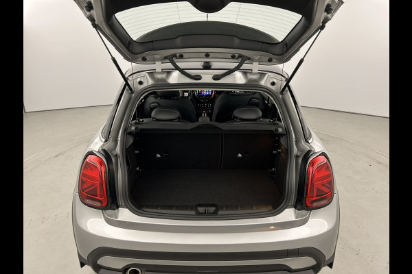 MINI Cooper 1.5 Aut. Camden Digi.Dashboard/Lederen/Sportstoelen/Camera/