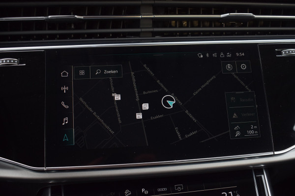 Audi Q8 55 TFSI e Quattro | Luchtvering | Trekhaak | B&O | Leer | 360 camera | 22"