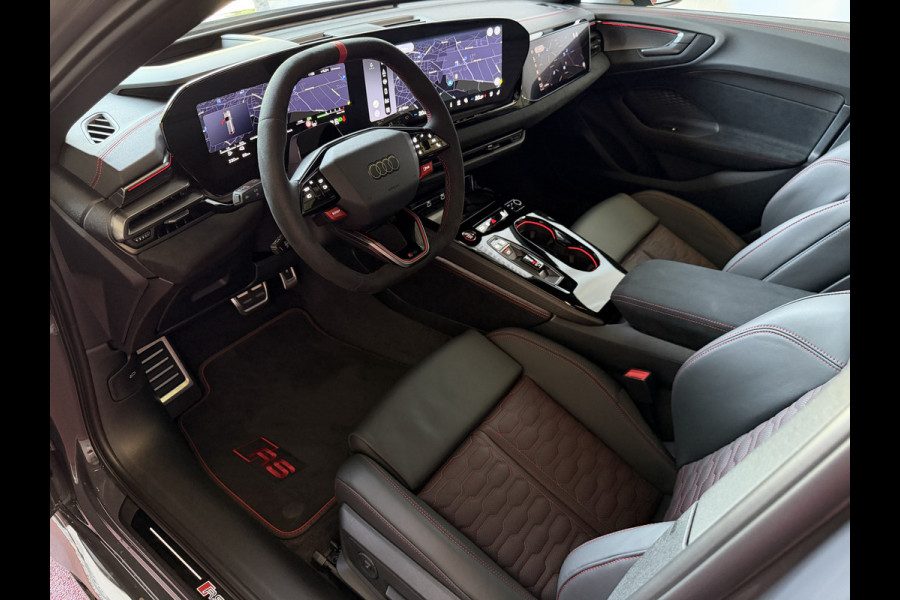 Audi RS5 Keramisch | Audi Sportpakket | Smart.Glass | Tech-Pro | HeadUp | Sportuitlaat | Panorama | B&O 3D | RS Sportstoelen Plus |