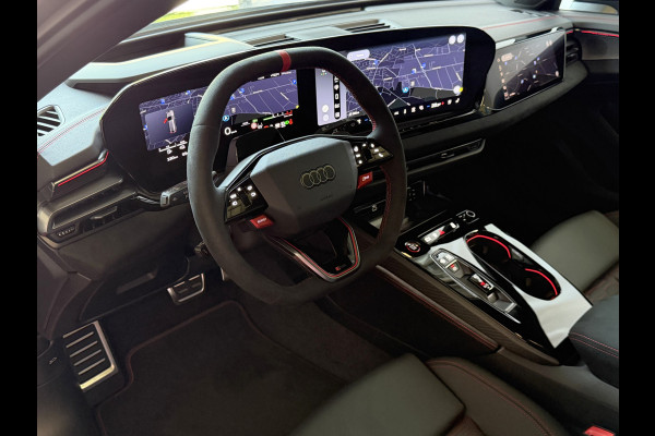 Audi RS5 Keramisch | Audi Sportpakket | Smart.Glass | Tech-Pro | HeadUp | Sportuitlaat | Panorama | B&O 3D | RS Sportstoelen Plus |