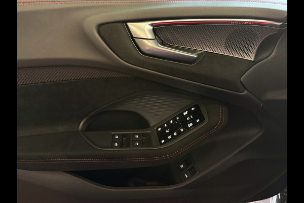 Audi RS5 Keramisch | Audi Sportpakket | Smart.Glass | Tech-Pro | HeadUp | Sportuitlaat | Panorama | B&O 3D | RS Sportstoelen Plus |