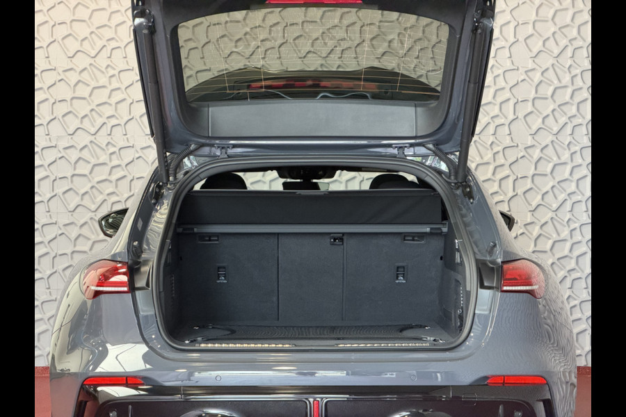 Audi RS5 Keramisch | Audi Sportpakket | Smart.Glass | Tech-Pro | HeadUp | Sportuitlaat | Panorama | B&O 3D | RS Sportstoelen Plus |