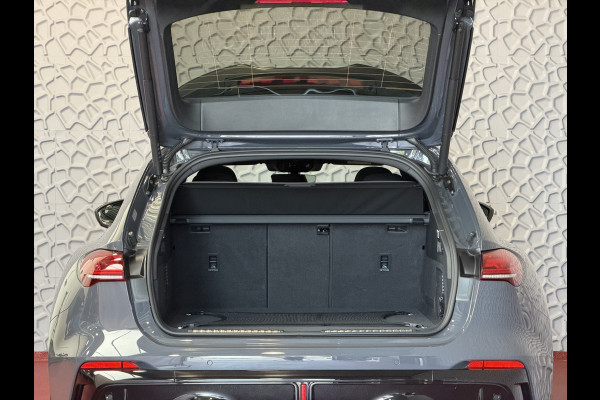Audi RS5 Keramisch | Audi Sportpakket | Smart.Glass | Tech-Pro | HeadUp | Sportuitlaat | Panorama | B&O 3D | RS Sportstoelen Plus |